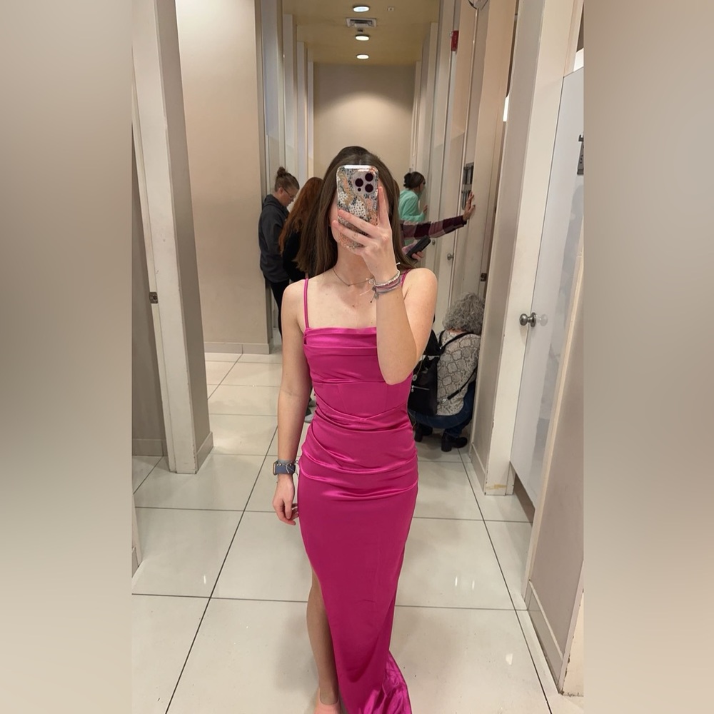 Dark pink mermaid style prom dress.